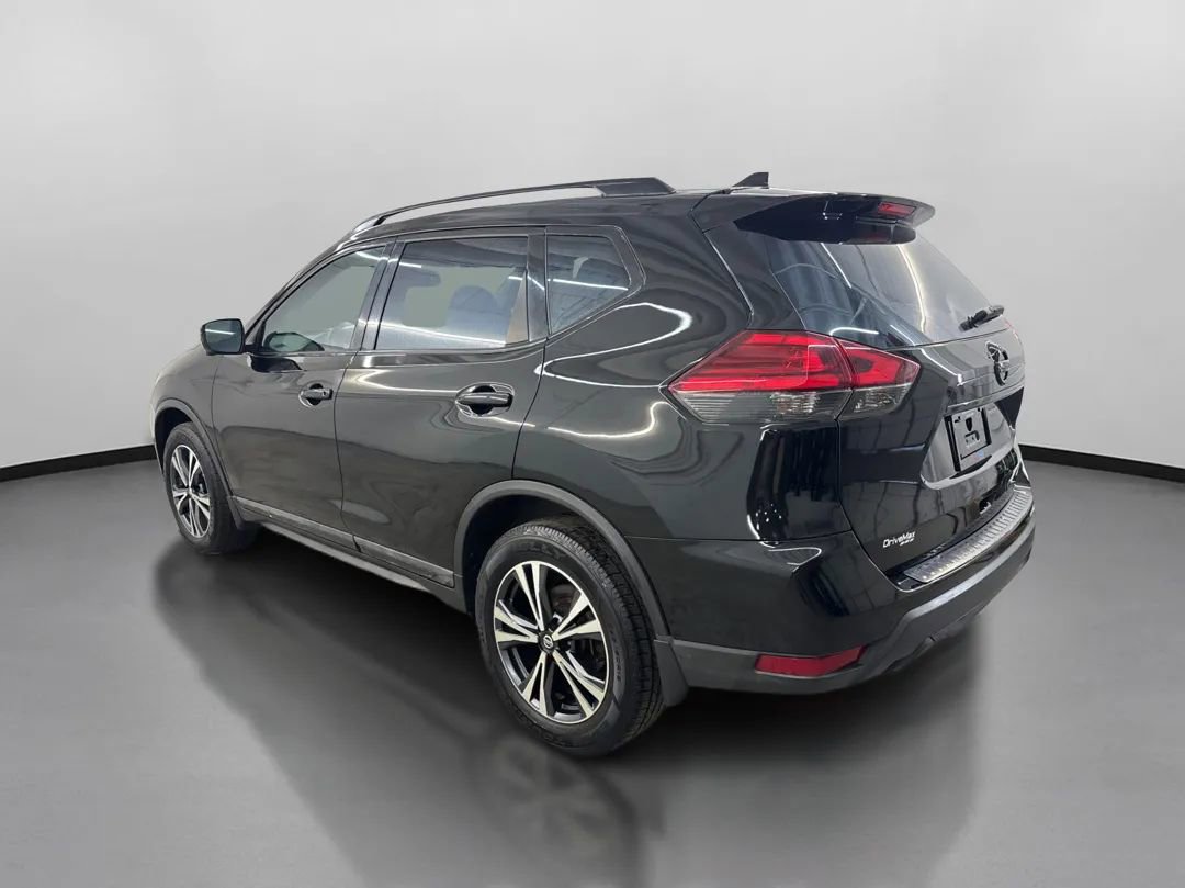 Used 2017 Nissan Rogue SL AWD/4WD image 7