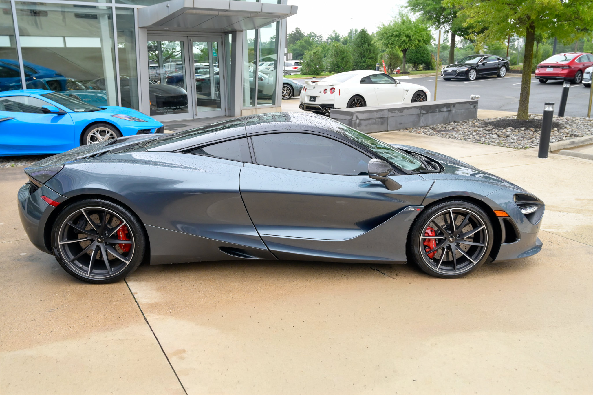 Used 2018 McLaren 720S Luxury RWD image 4