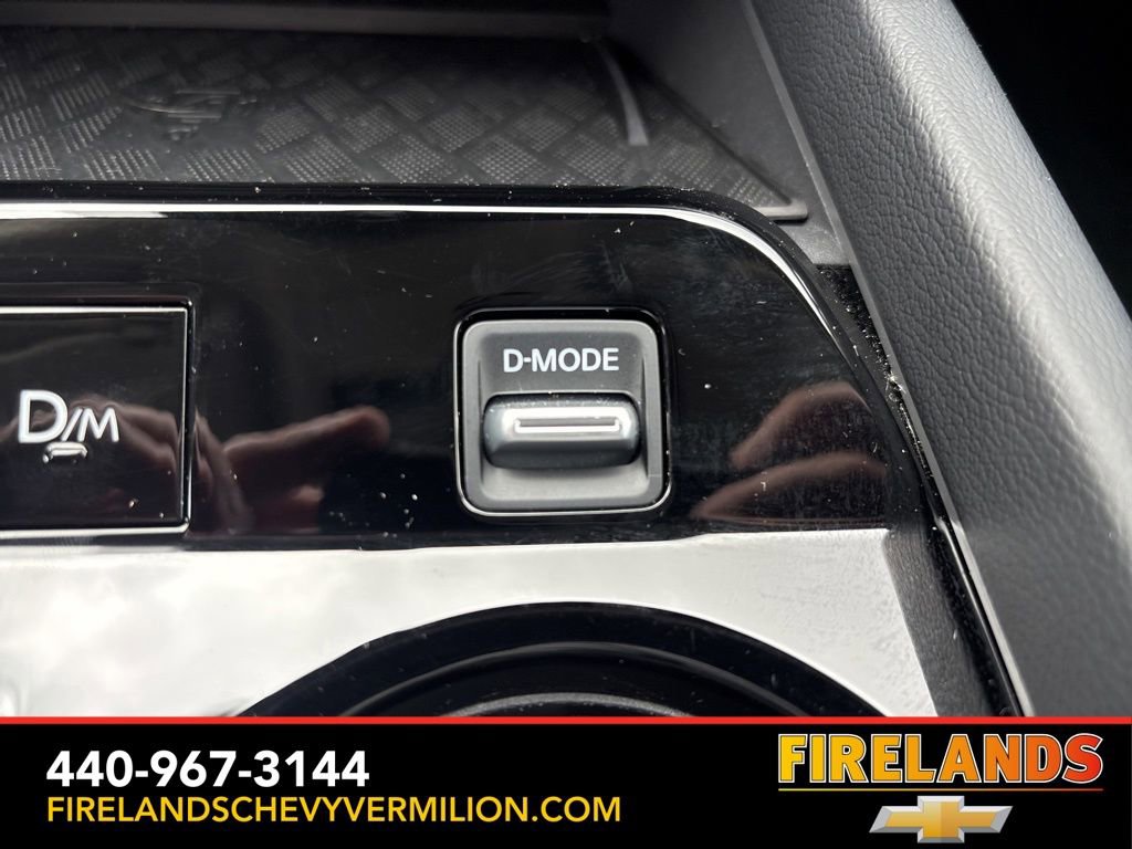 Used 2025 Nissan Murano SV image 26