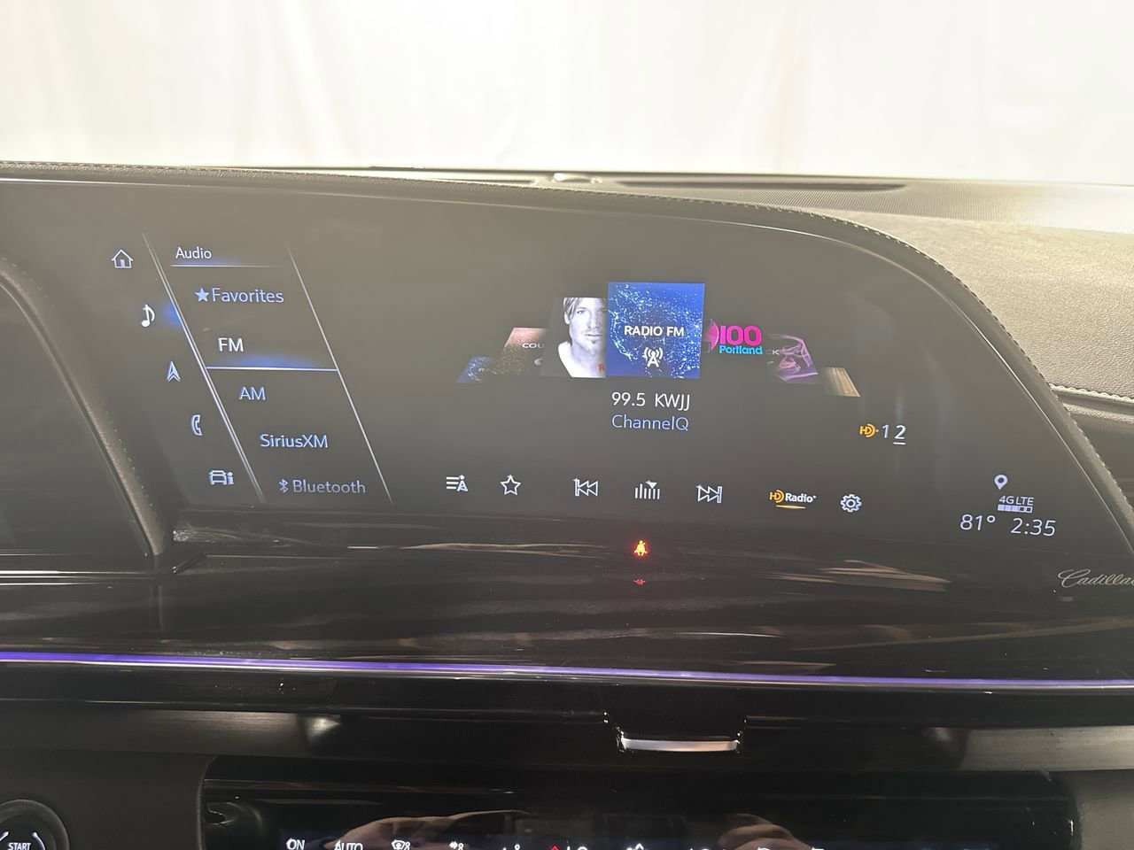 Used 2024 Cadillac Escalade Sport image 24