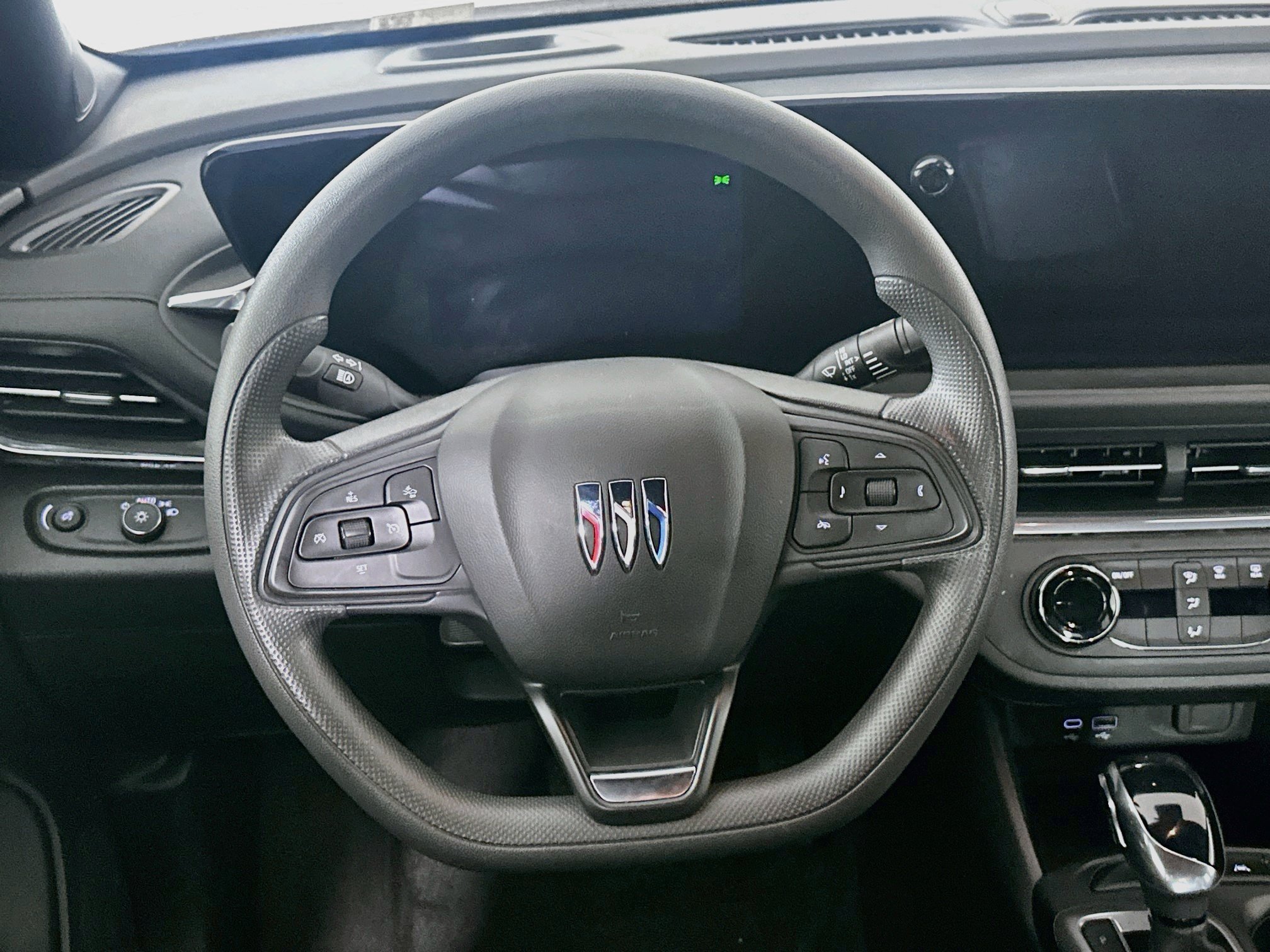 Used 2026 Buick Envista Preferred FWD image 16