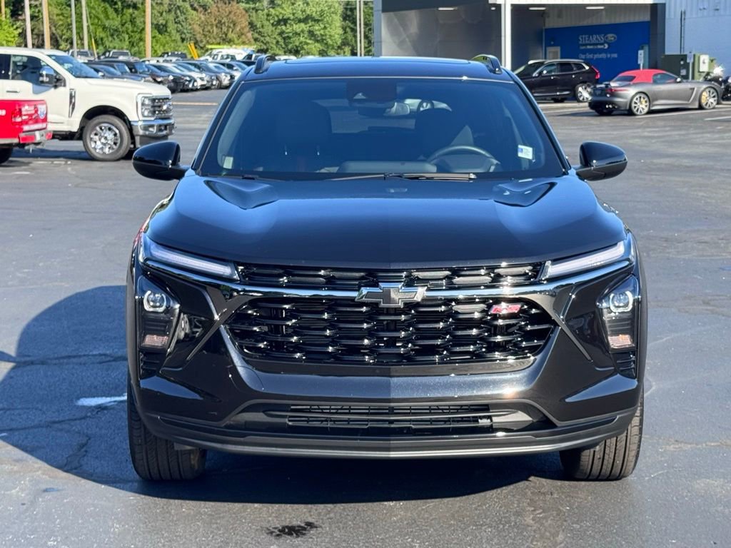 Used 2026 Chevrolet Trax RS w/ Sunroof Package FWD image 18