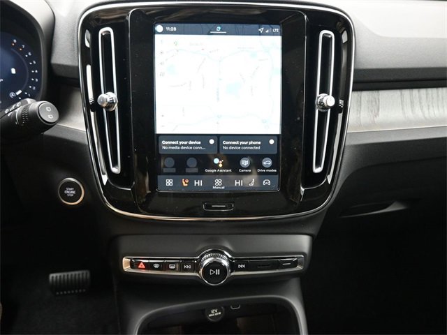 New 2026 Volvo XC40 B4 Plus w/ Protection Package Premier image 12