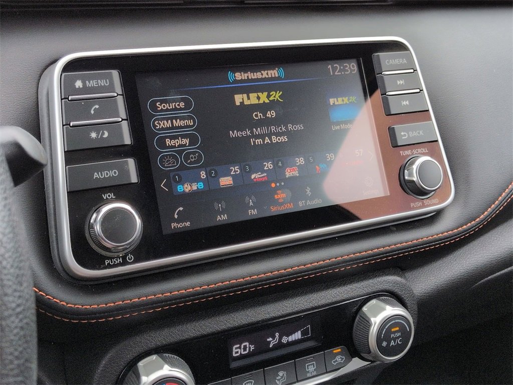 Used 2019 Nissan Kicks SR image 12