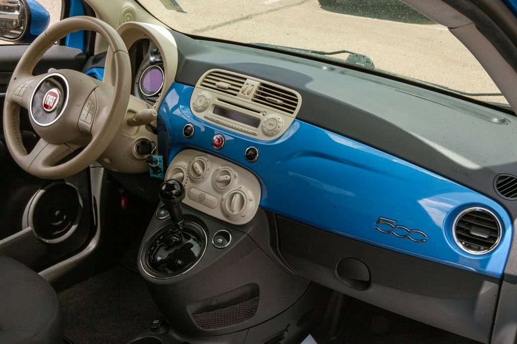 Used 2015 FIAT 500 Pop FWD image 11