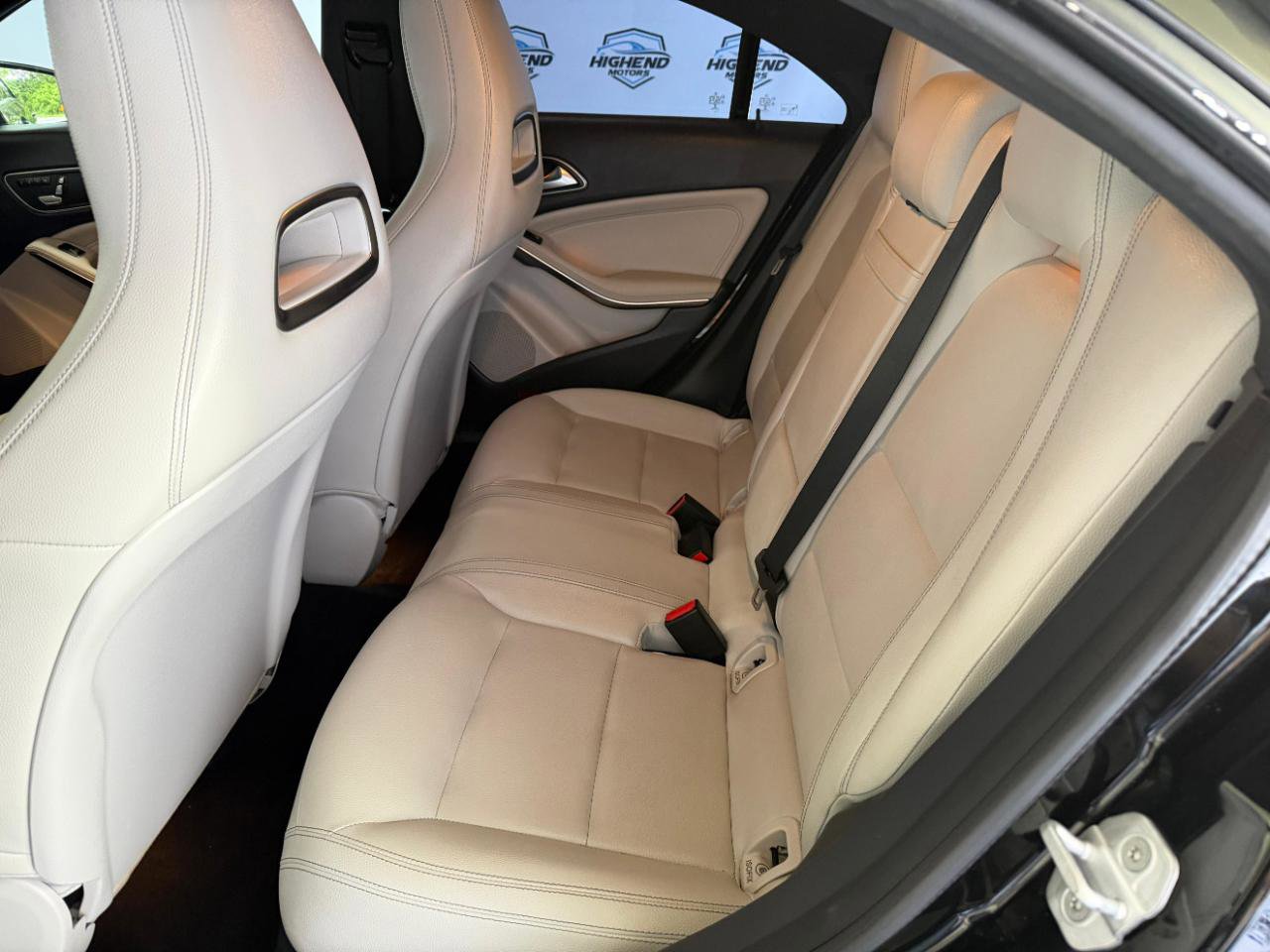 Used 2018 Mercedes-Benz CLA 250 4MATIC image 21