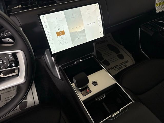 Certified 2026 Land Rover Range Rover SE image 35