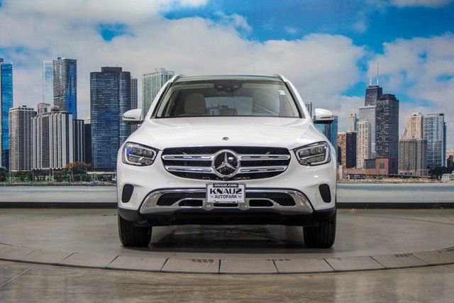 Certified 2022 Mercedes-Benz GLC 300 4MATIC image 3
