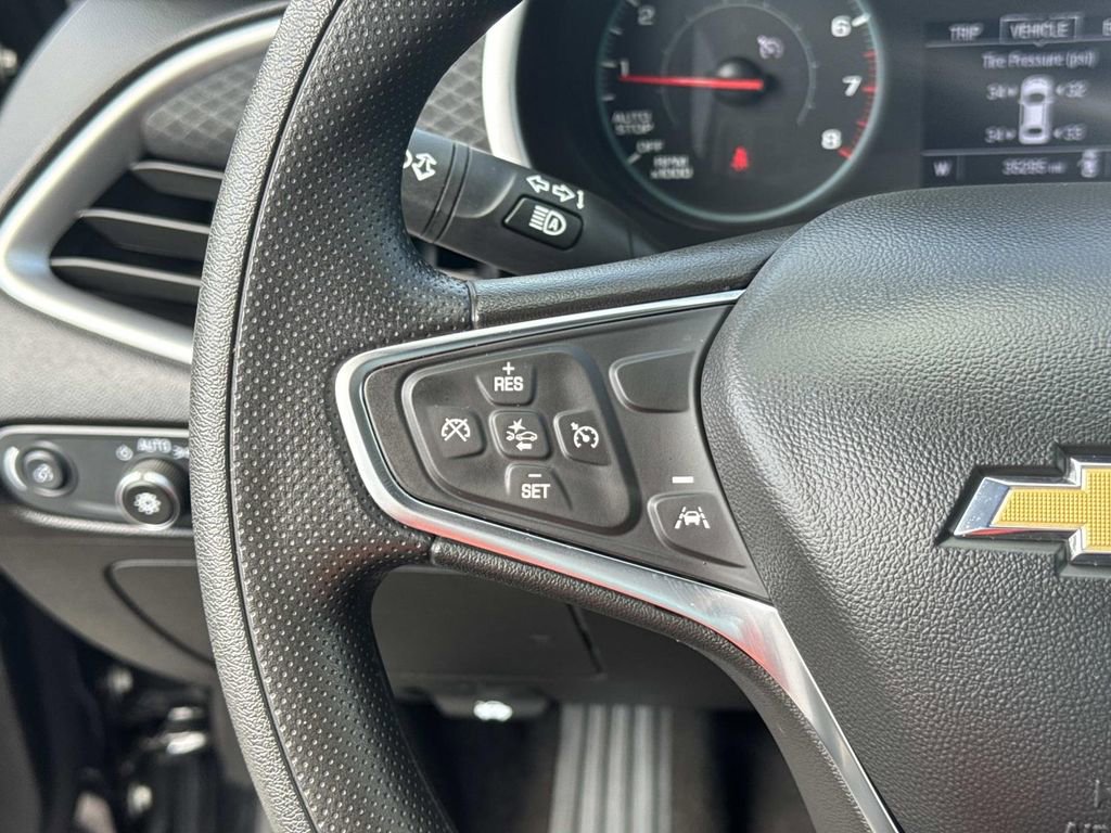 Used 2024 Chevrolet Malibu LT image 21