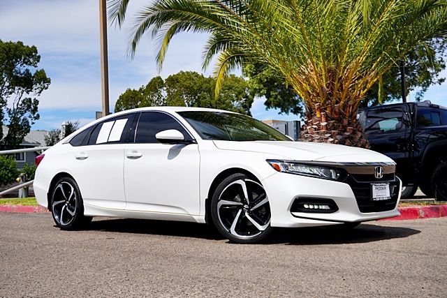 Used 2020 Honda Accord Sport image 2