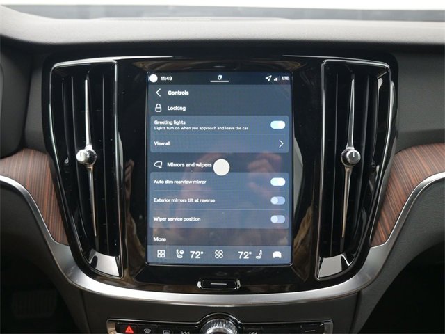 New 2026 Volvo V60 B5 Cross Country Plus w/ Protection Package Premier image 17