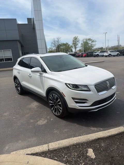 Used 2019 Lincoln MKC Reserve image 1