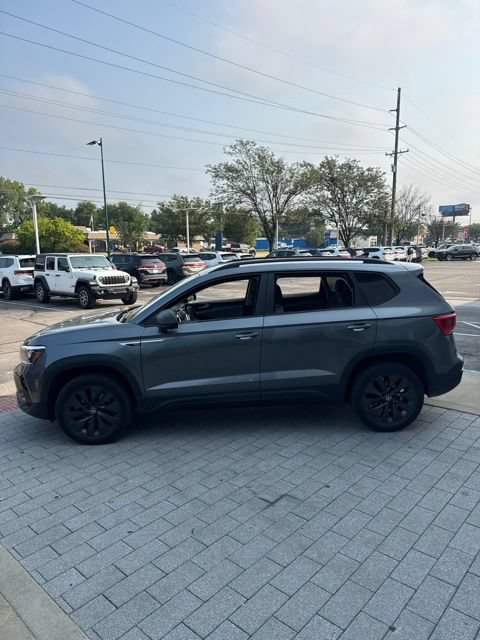 Used 2024 Volkswagen Taos S FWD image 14