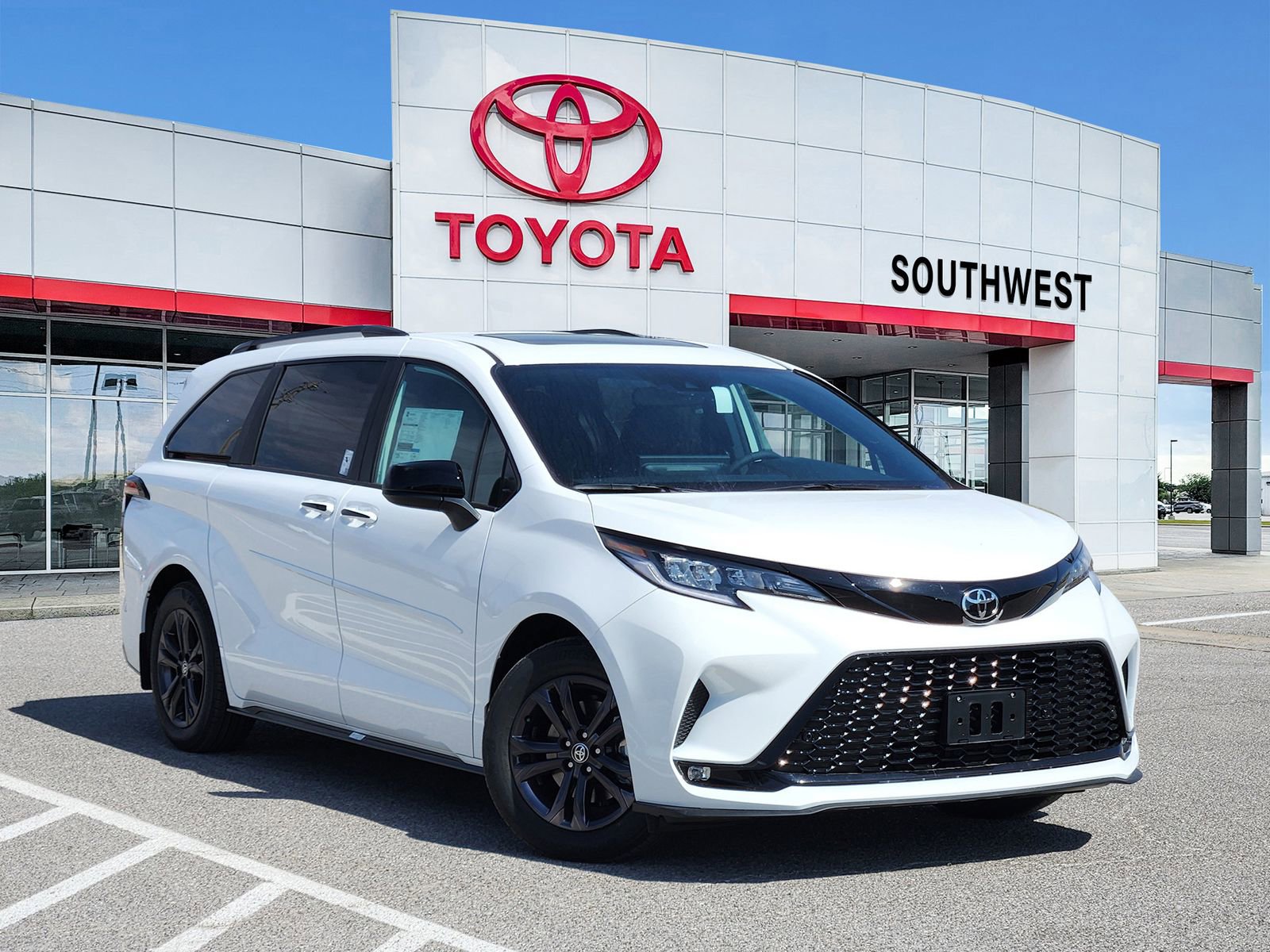 New 2026 Toyota Sienna XSE