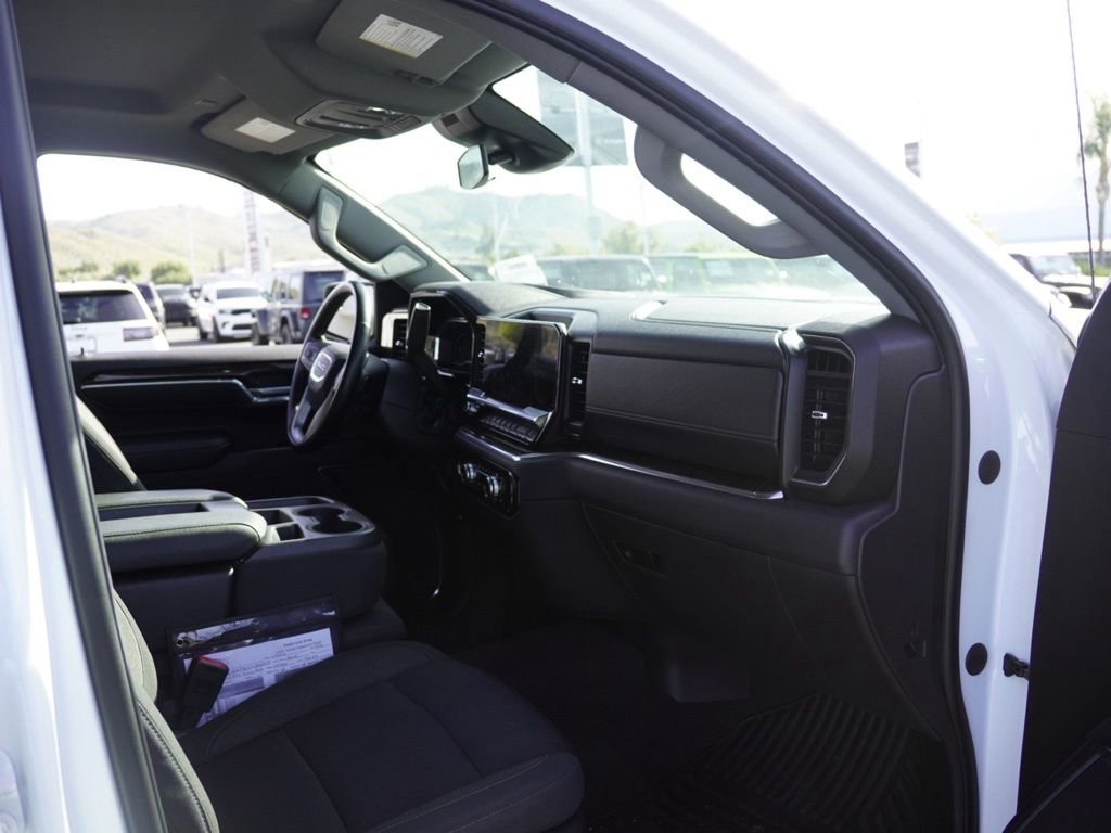 Used 2023 GMC Sierra 1500 Elevation image 21