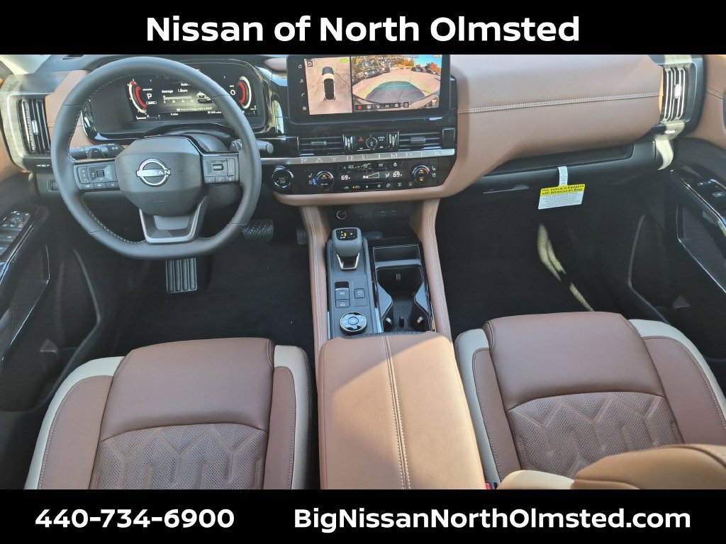 New 2026 Nissan Pathfinder Platinum AWD/4WD image 16