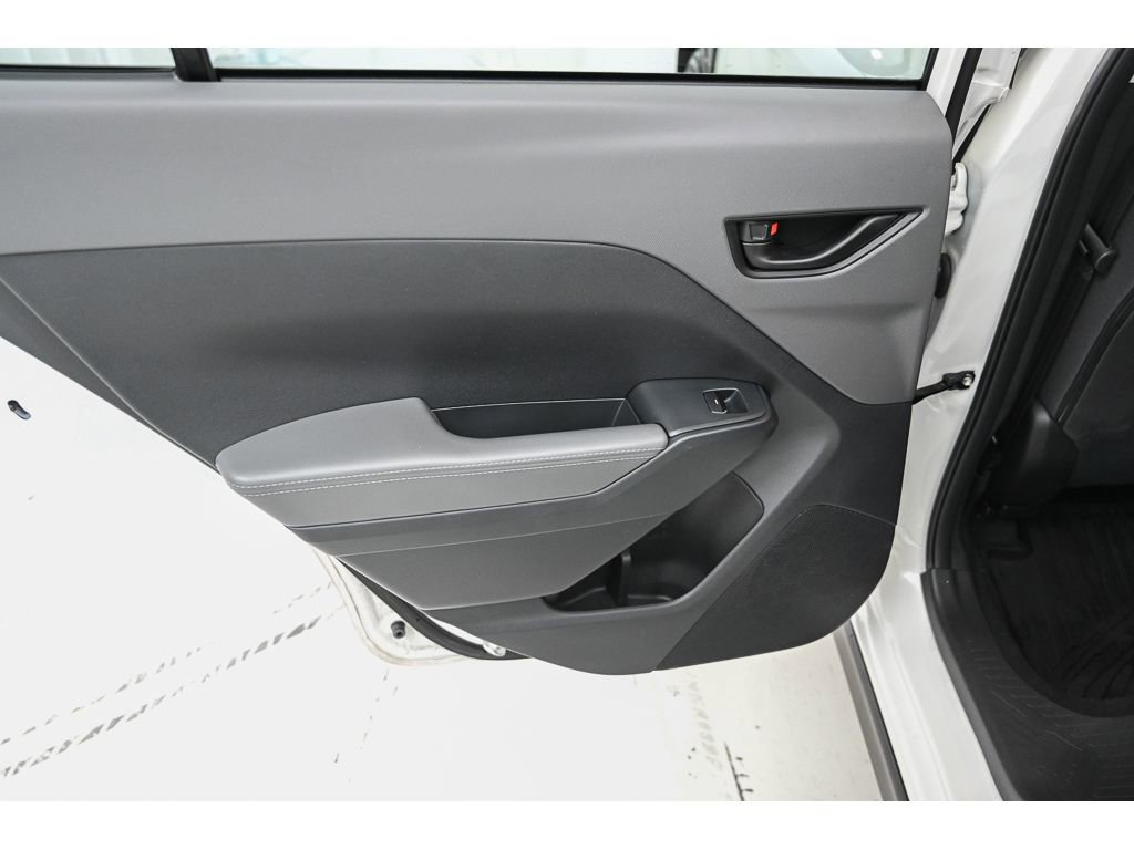 Used 2025 Subaru Crosstrek 2.0i Premium image 11