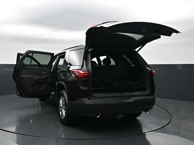 Used 2022 Chevrolet Traverse LT w/ LPO, Floor Liner Package AWD/4WD image 48