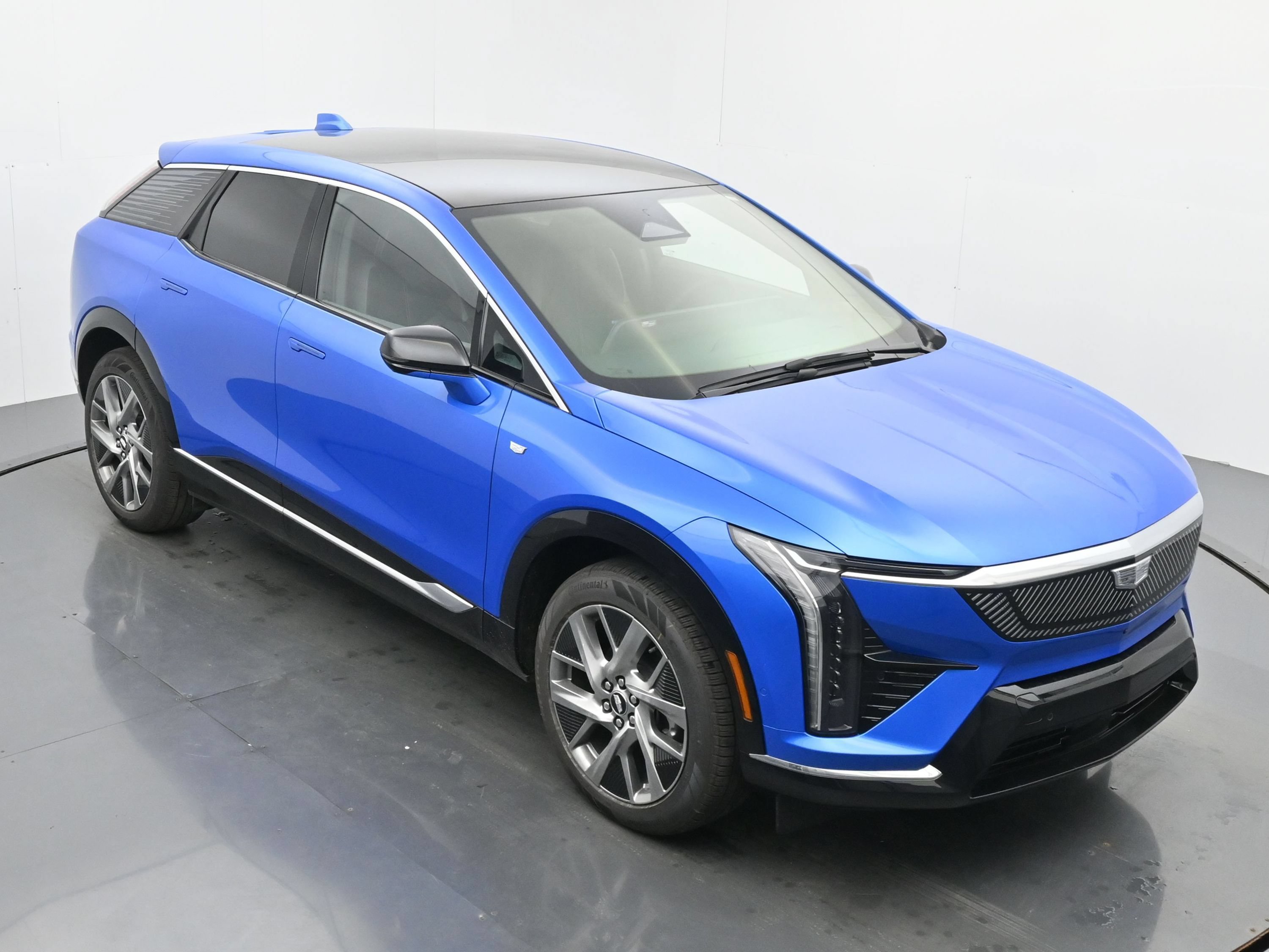 New 2026 Cadillac Optiq Luxury 1 w/ LPO, Floor Liner Package AWD/4WD image 28