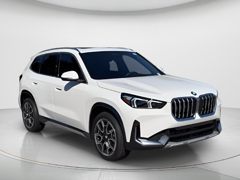 New 2026 BMW X1 xDrive28i w/ Convenience Package AWD/4WD image 3