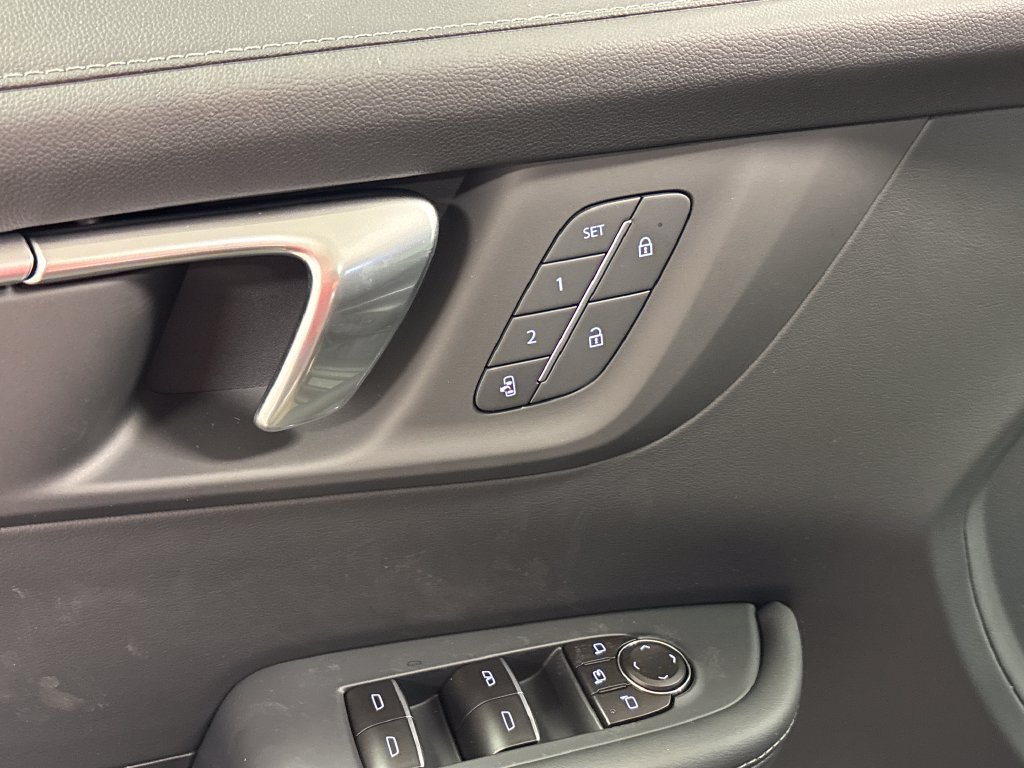 New 2026 Buick Enclave Sport Touring w/ Power Package FWD image 26