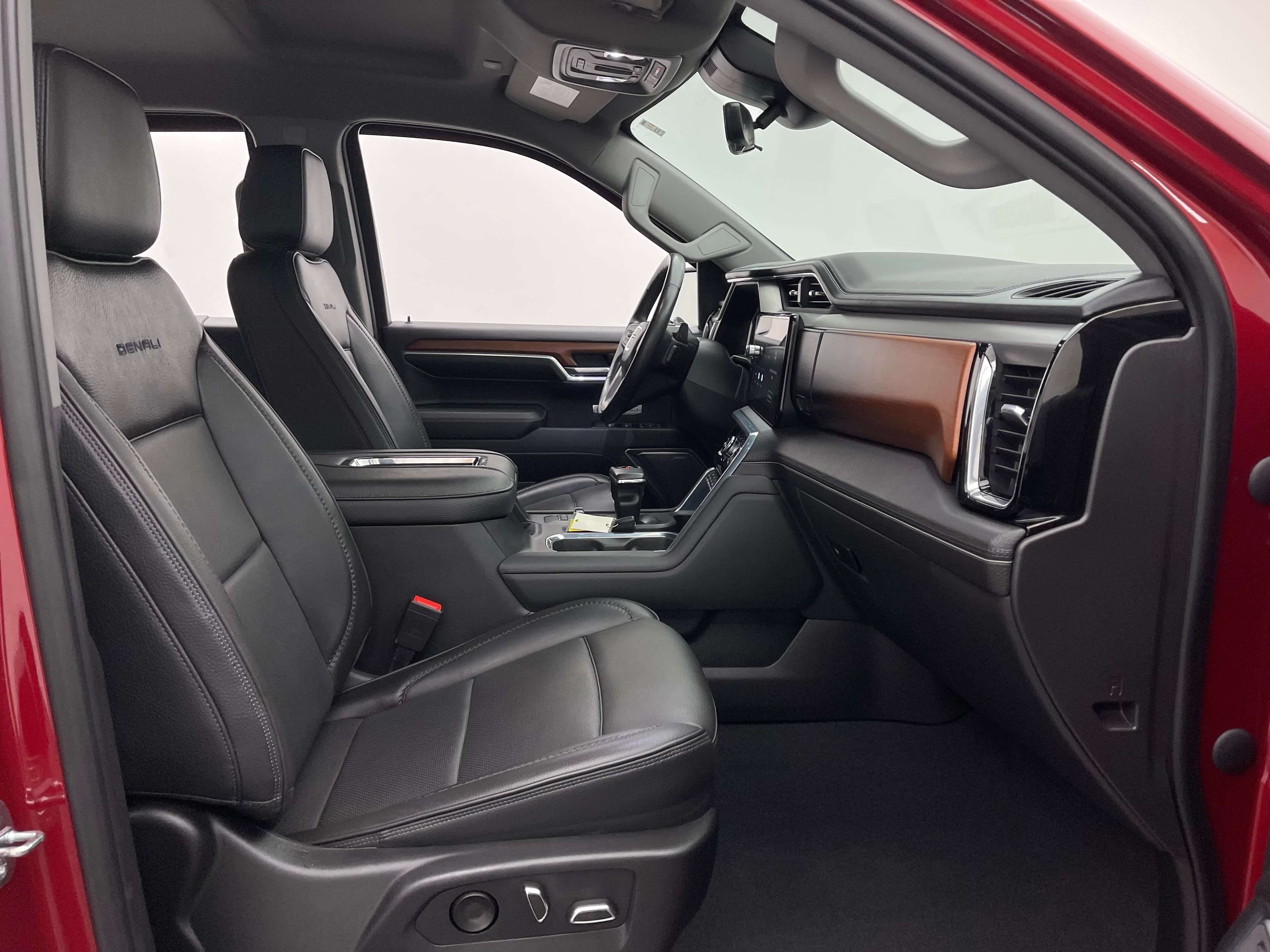 Used 2022 GMC Sierra 1500 Denali w/ Technology Package AWD/4WD image 37