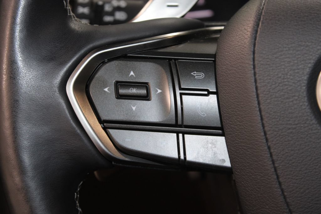 Used 2024 Lexus LX 600 4WD w/ Luxury Package image 40