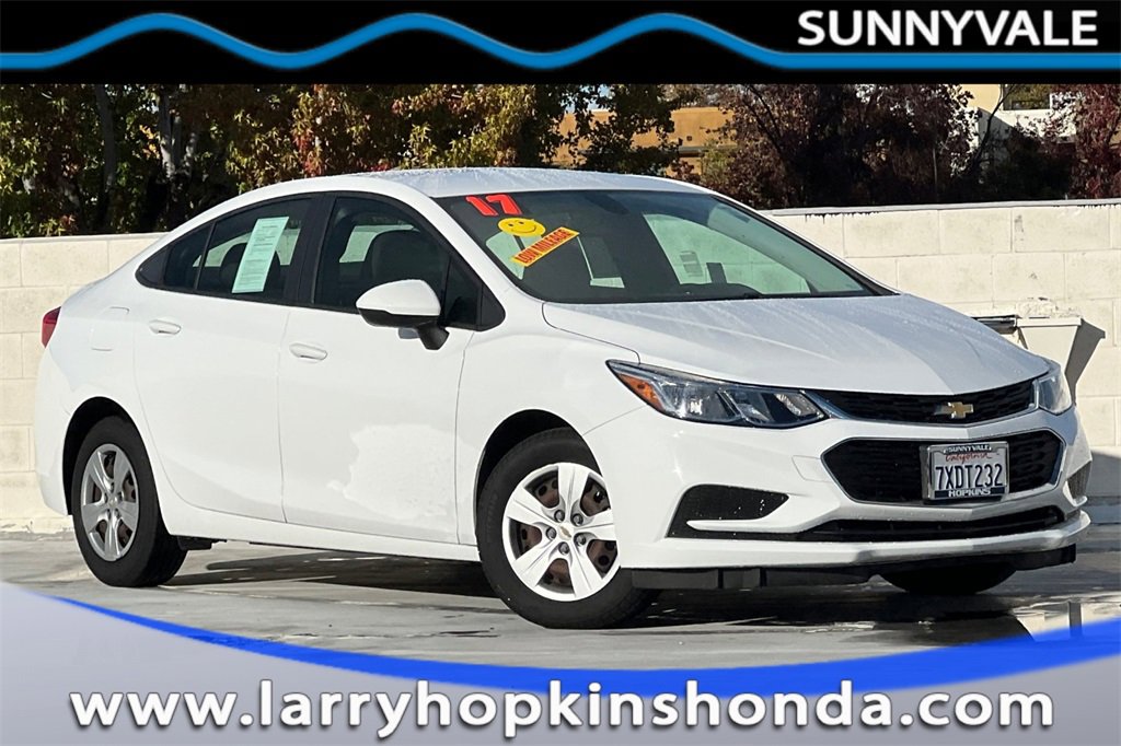 Used 2017 Chevrolet Cruze LS image 1