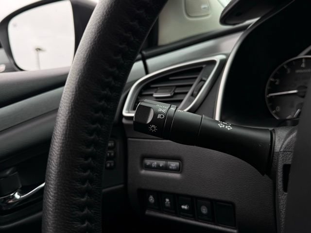 Used 2024 Nissan Murano SL AWD/4WD image 13