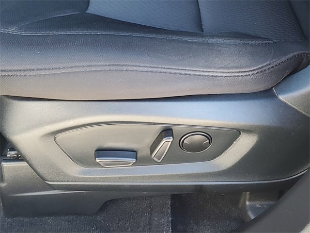 Used 2022 Ford Explorer XLT image 27