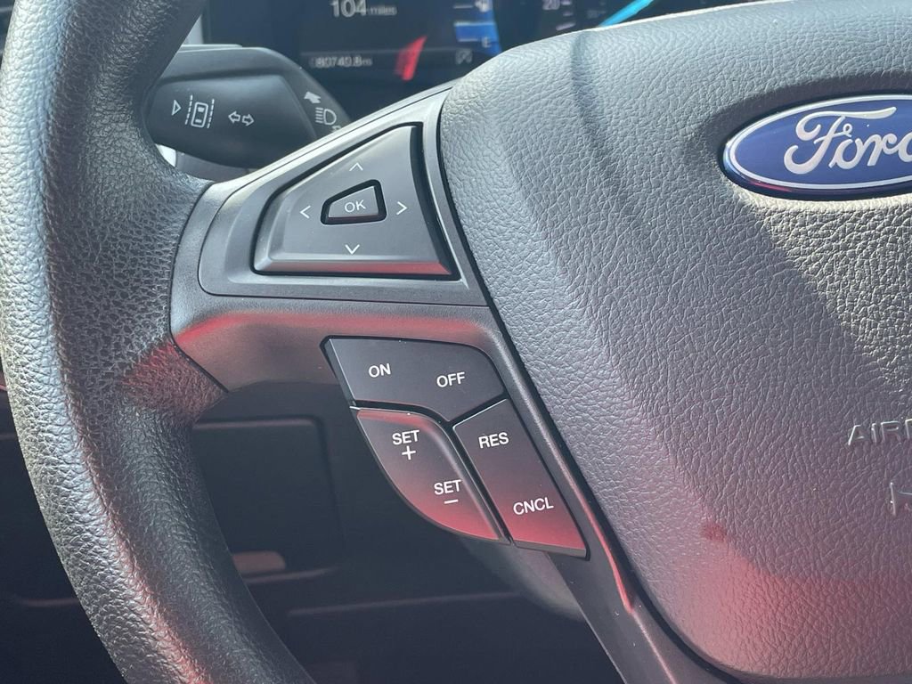 Used 2024 Ford Edge SE w/ Cargo Accessory Package image 24