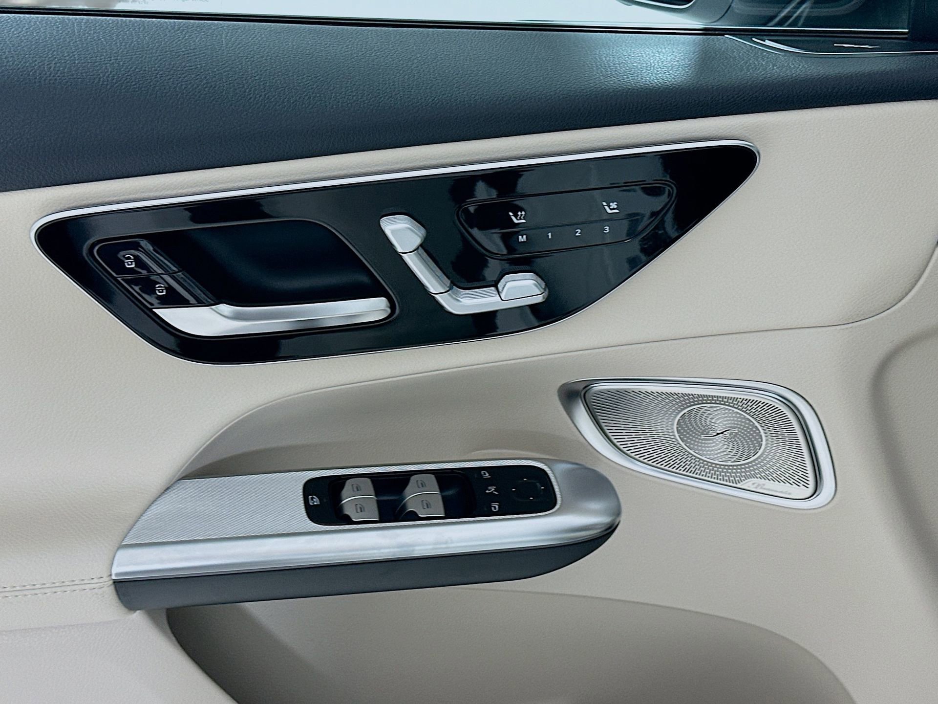 New 2026 Mercedes-Benz GLC 300 4MATIC image 19