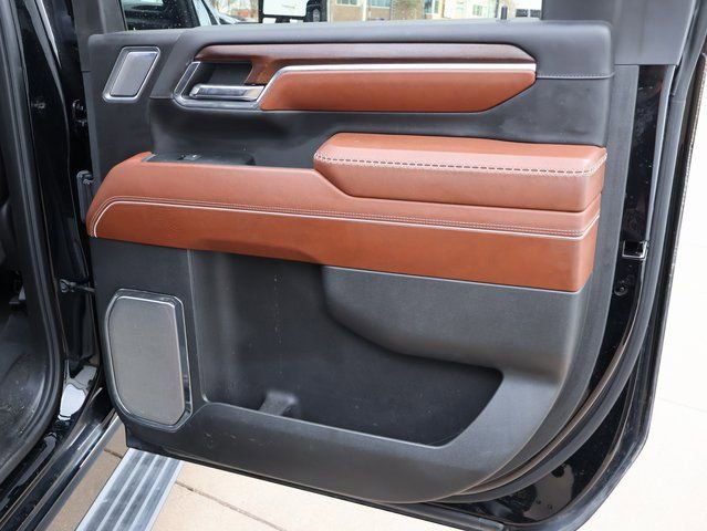Certified 2024 GMC Sierra 2500 Denali Ultimate w/ Max Trailering Package AWD/4WD image 15