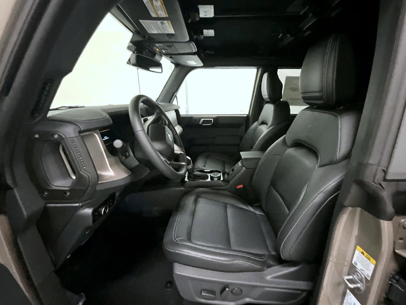 New 2025 Ford Bronco Outer Banks image 10