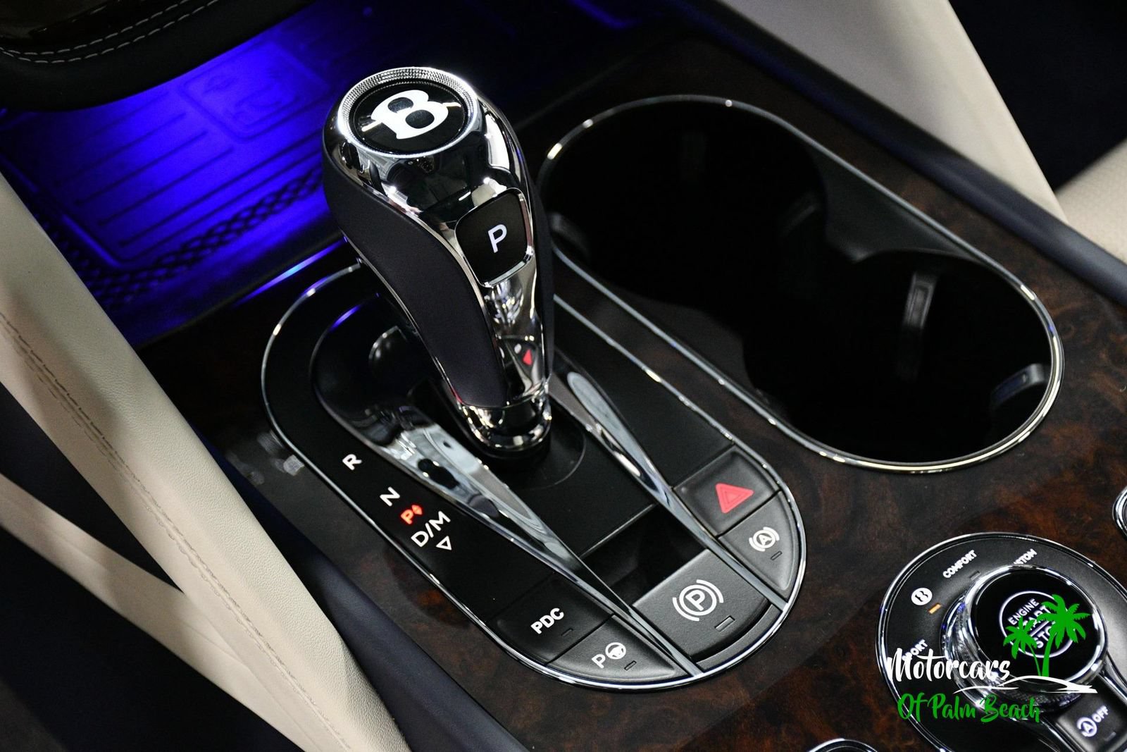 Used 2023 Bentley Bentayga AWD/4WD image 55