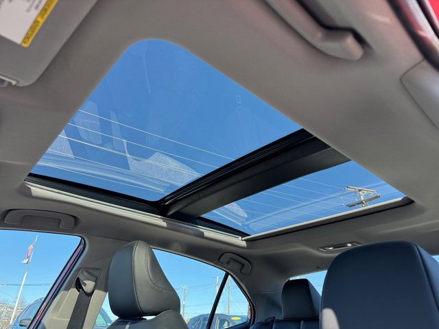 Used 2023 Toyota Camry XLE w/ Cold Weather Package AWD/4WD image 29