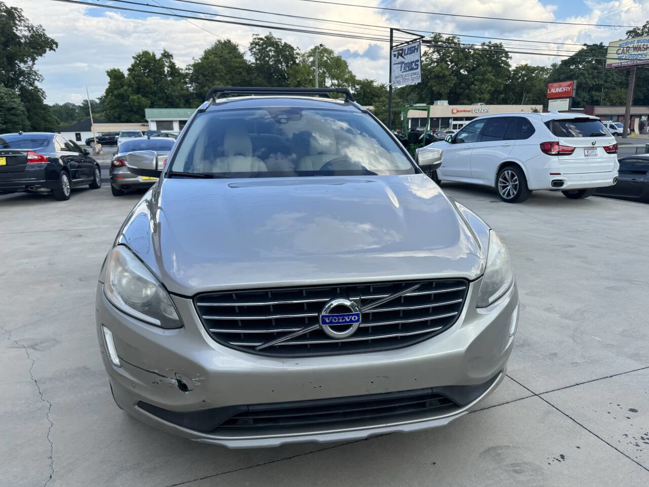Used 2016 Volvo XC60 T6 w/ Proximity Package image 25