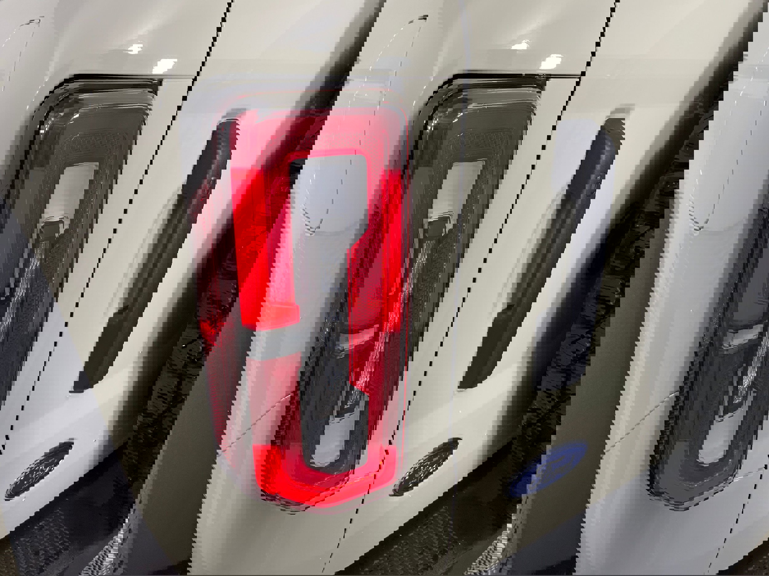 New 2025 Ford Bronco Badlands image 18