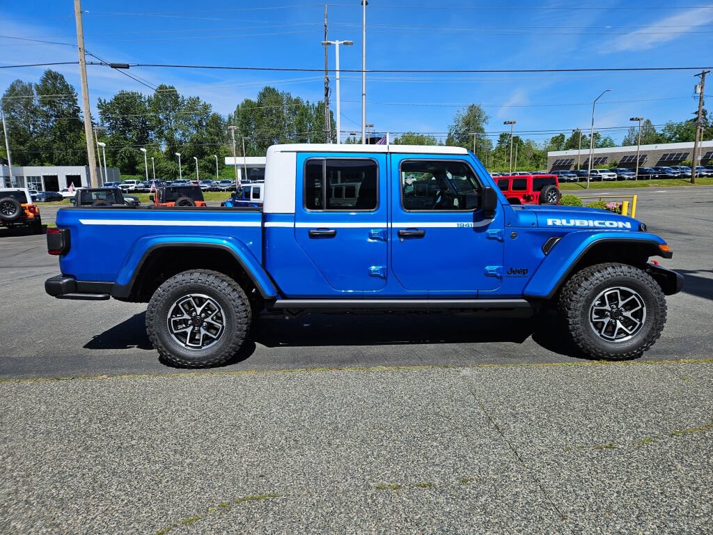 New 2026 Jeep Gladiator Rubicon w/ Whitecap Package AWD/4WD image 6