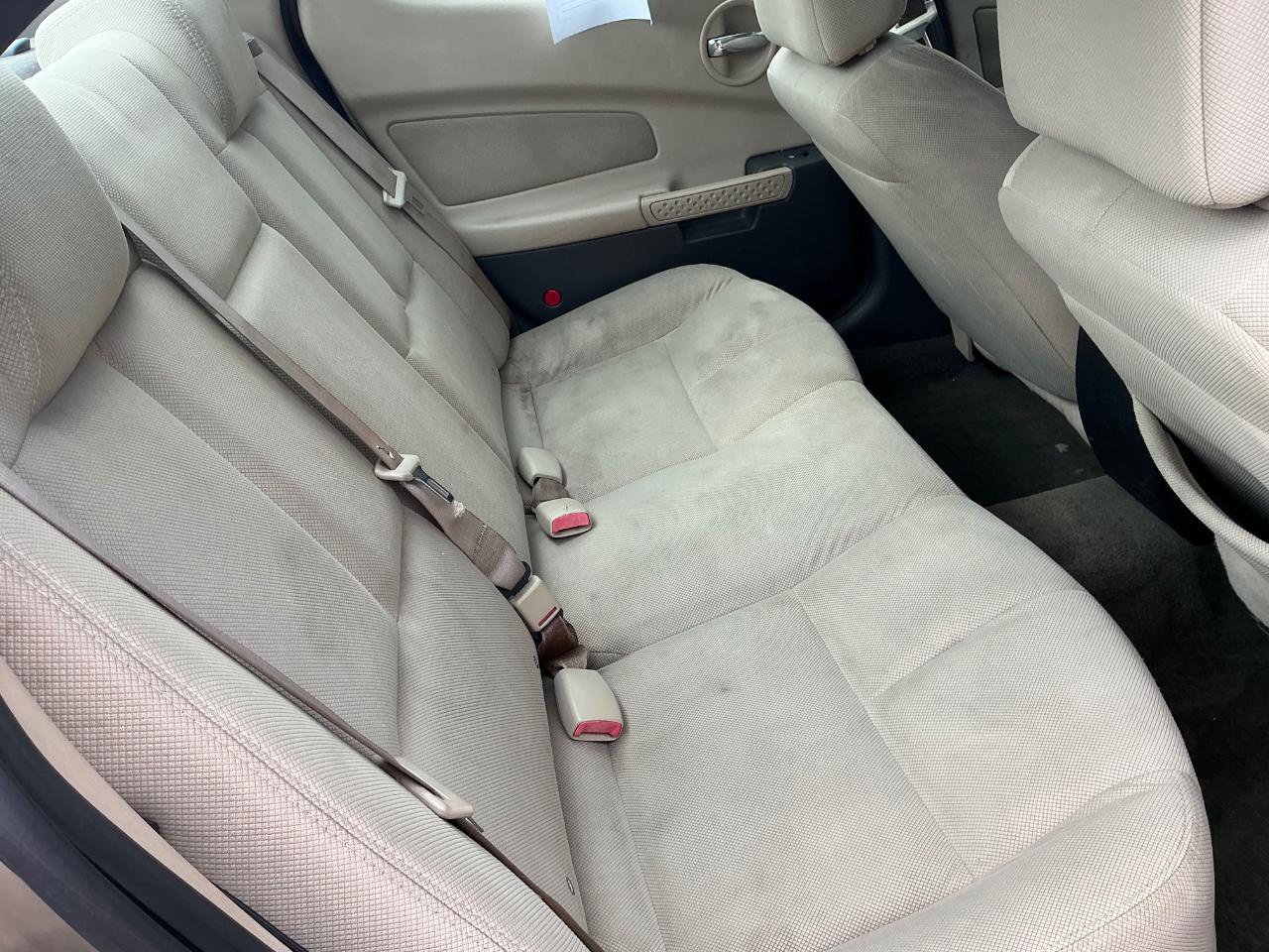 Used 2004 Pontiac Grand Prix GT w/ Drivers Package image 10