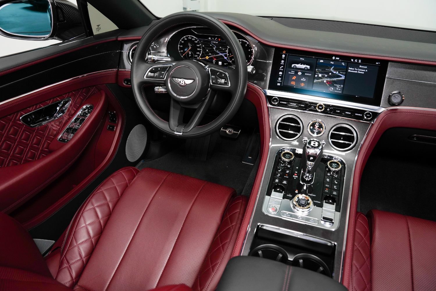 Used 2021 Bentley Continental GT V8 AWD/4WD image 38