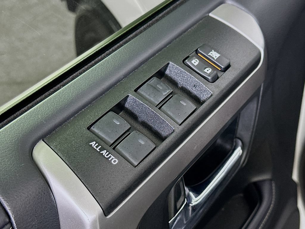 Used 2024 Toyota 4Runner SR5 RWD image 20