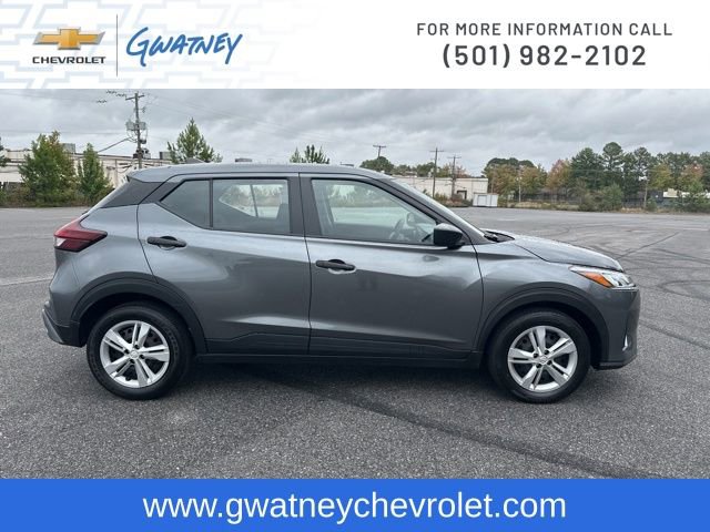 Used 2024 Nissan Kicks S image 4