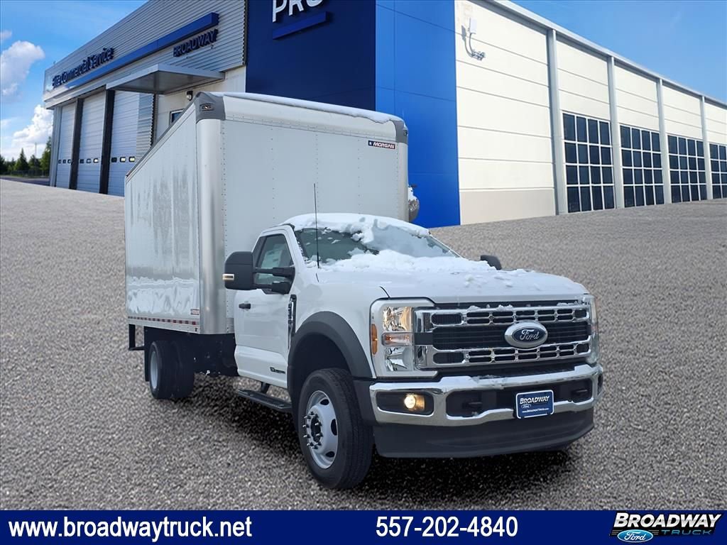 New 2026 Ford F550 2WD Regular Cab Super Duty image 1