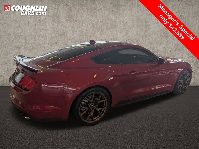 Used 2022 Ford Mustang GT Premium w/ Equipment Group 401A RWD image 9