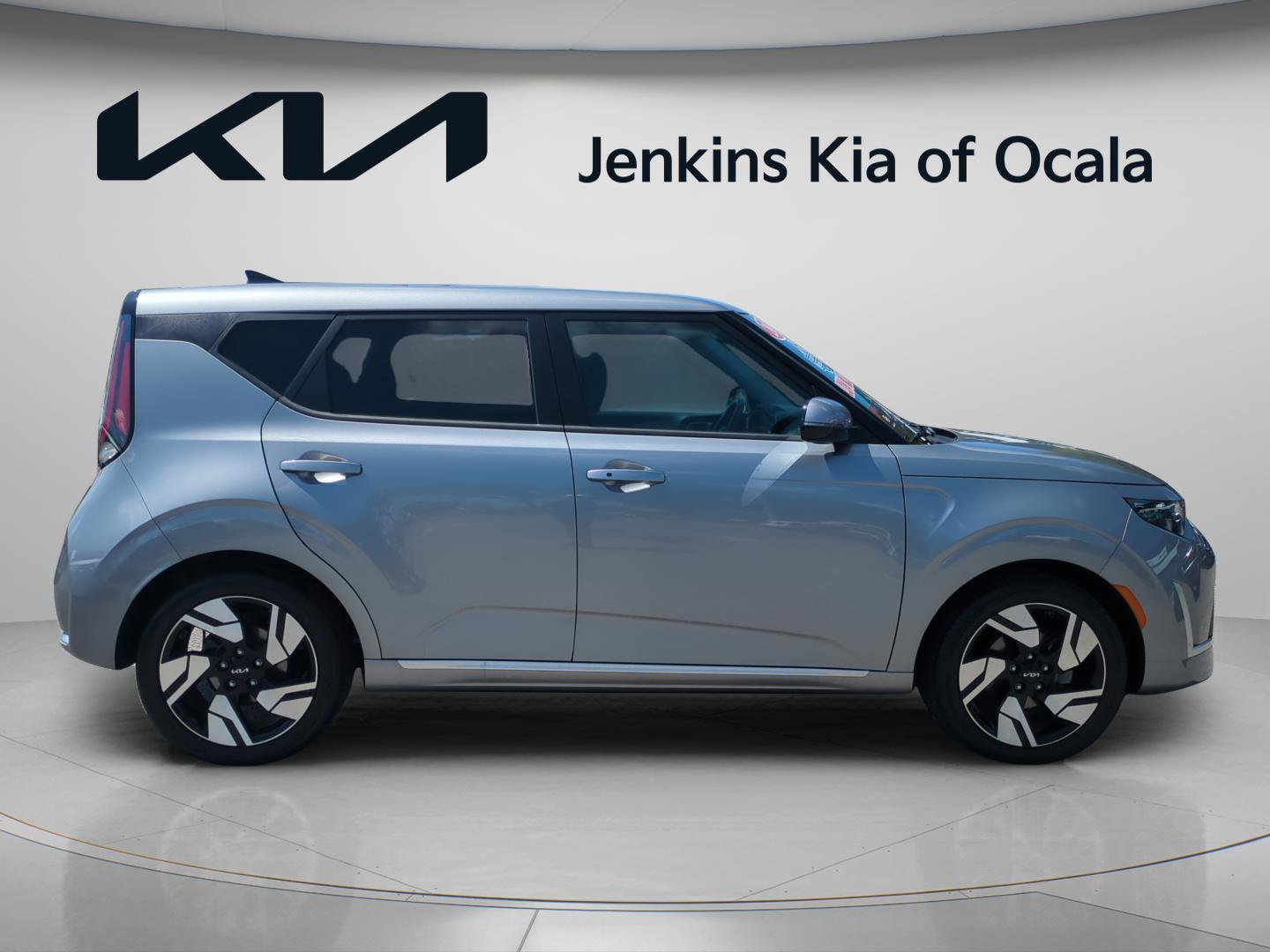 Certified 2023 Kia Soul GT-Line image 2