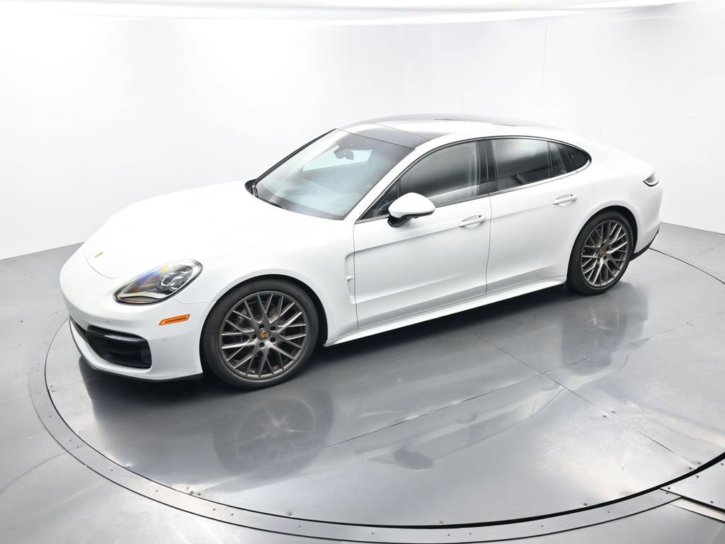 Certified 2023 Porsche Panamera Platinum Edition image 33