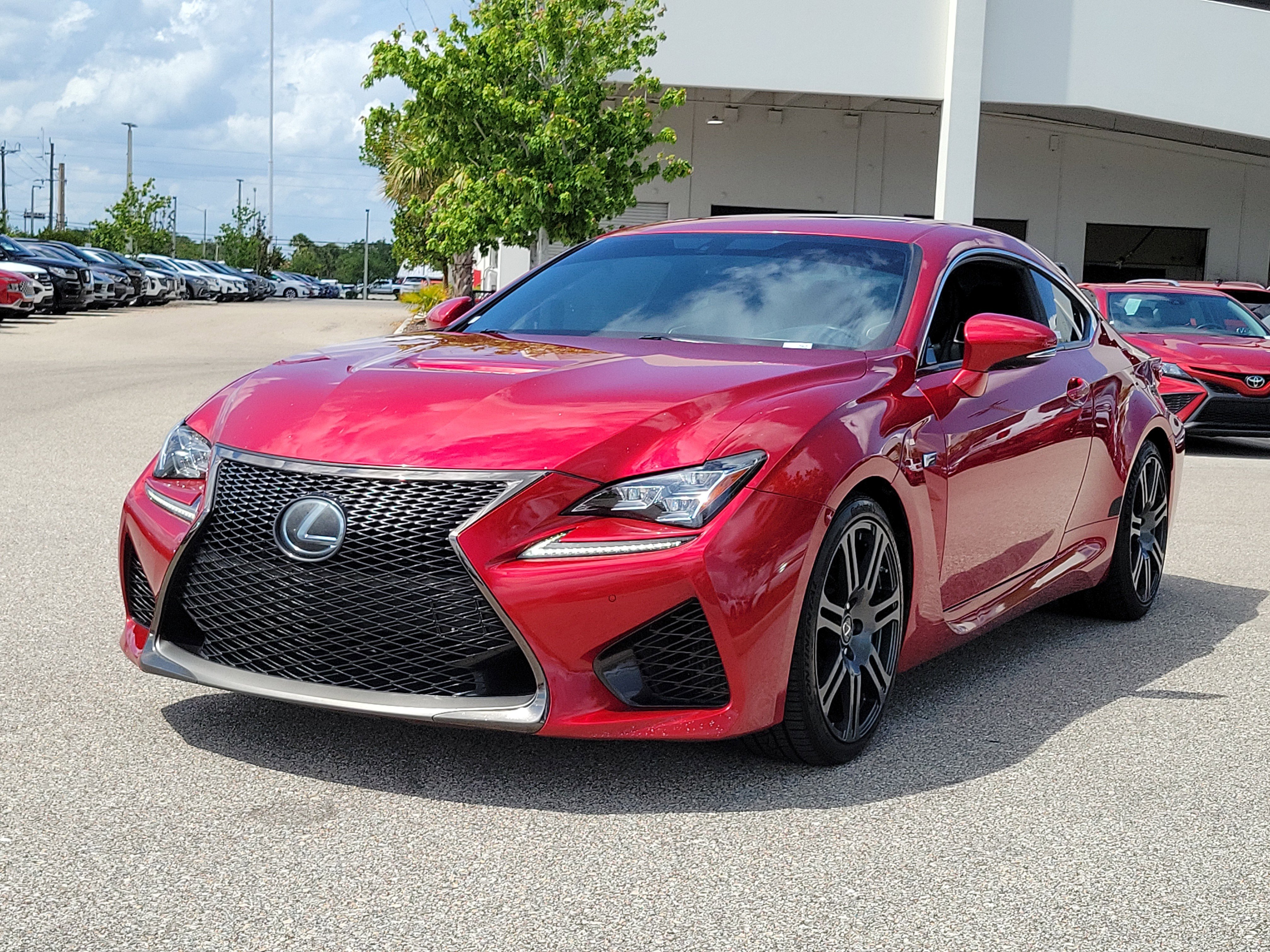 Used 2017 Lexus RC F w/ Premium Package RWD image 3