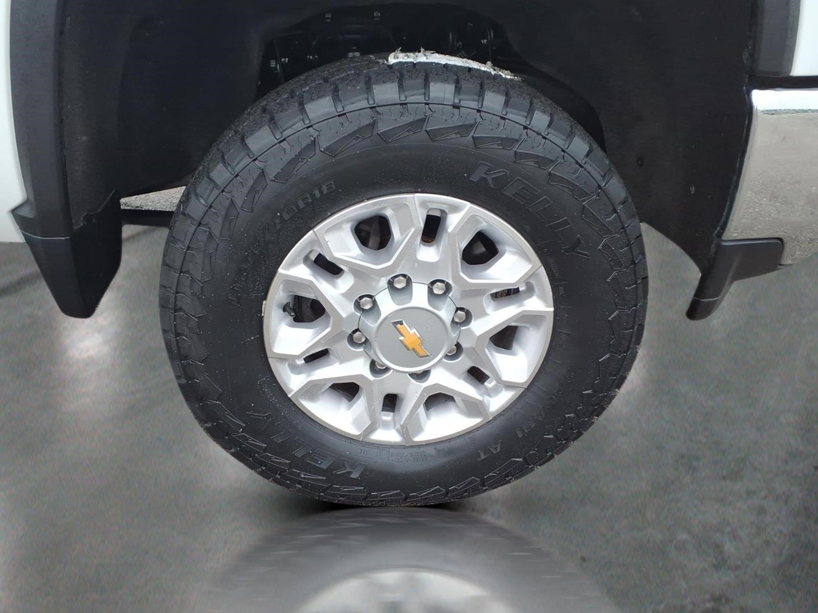 Used 2023 Chevrolet Silverado 3500 LTZ w/ LTZ Plus Package AWD/4WD image 10
