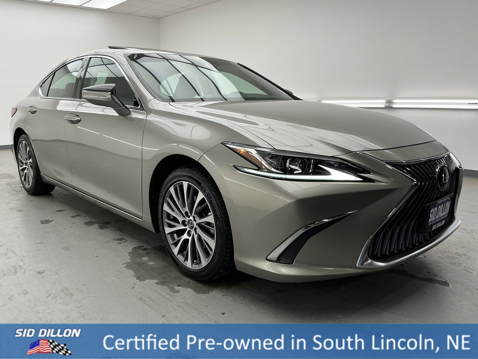 Used 2019 Lexus ES 350 image 3